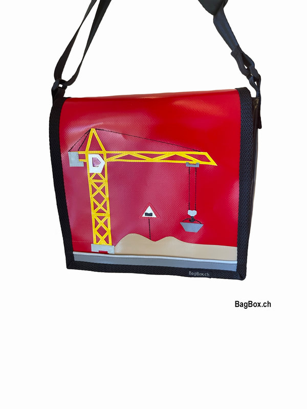 Kindergartentasche handmade aus Blache. Mit tollem Kranmotiv. Wasserabweisend und robust.